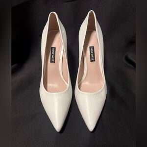 Nine West Tatiana Pointy Toe Pumps - Women’s Size 8 Heels - White